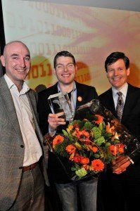 vlnr: Daan van Beek, Daniël Bos en prof. Hans Borgman vlnr: Daan van Beek, Daniël Bos en prof. Hans Borgman